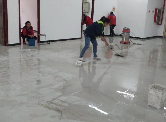 嵩明县保洁公司 (2)